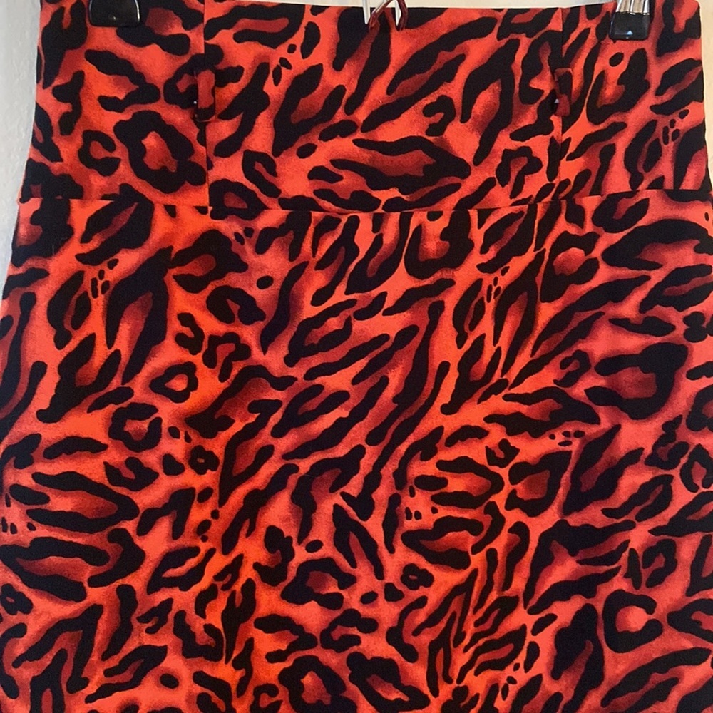 Do + Be Leopard Print Pencil Skirt Orange Bodycon Midi Fitted Stretch Medium - Picture 3 of 5
